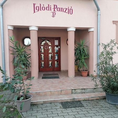 Iglódi Panzió Hotel Kuntszentmárton Kültér fotó