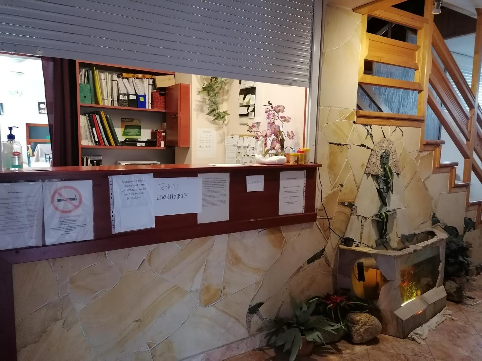 Iglódi Panzió Hotel Kuntszentmárton Kültér fotó